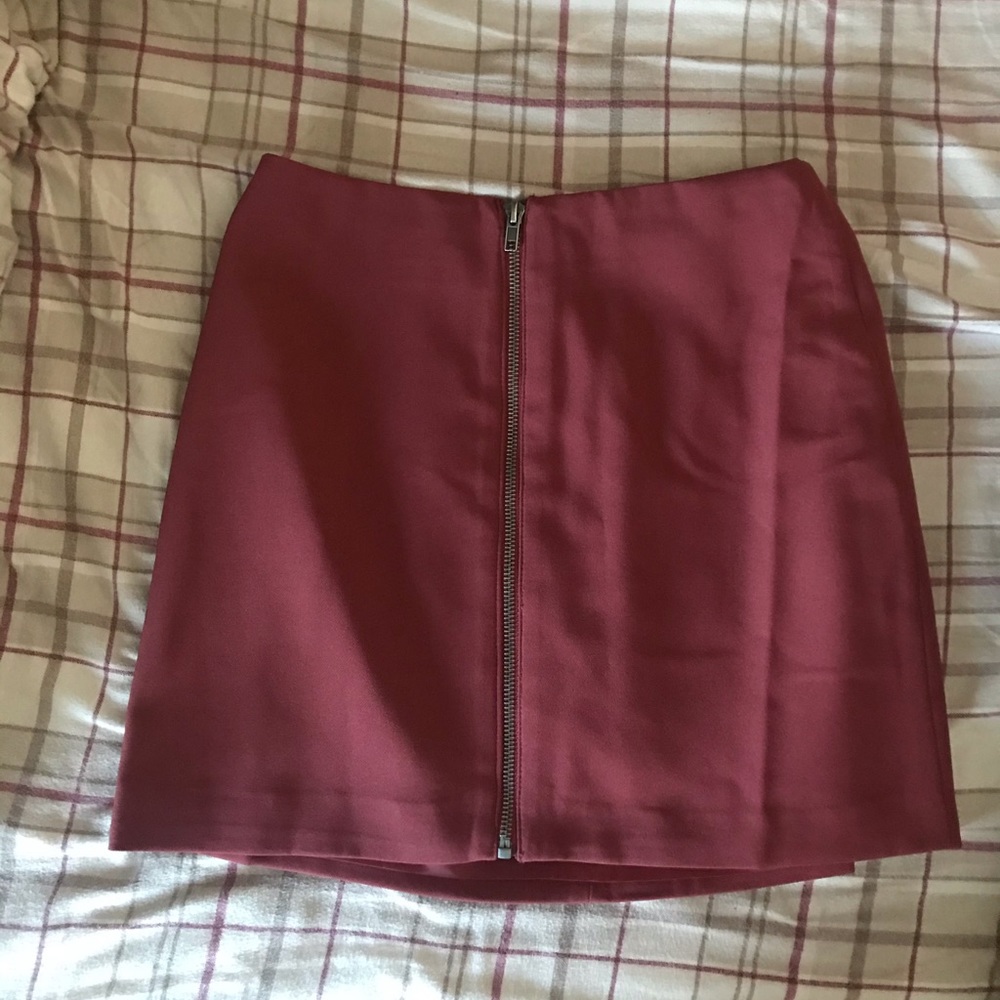 Zip front skirt